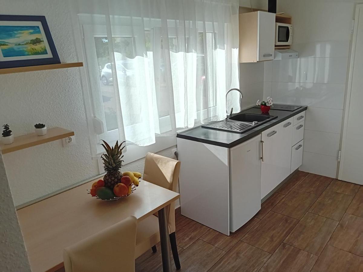 PUY Apartment Nikol מראה חיצוני תמונה